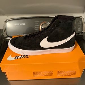 Nike blazer mid 77